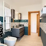 Monica S House A 150mt Dal Mare Free Parking Apartment Rimini