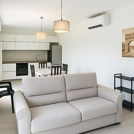 Monica S House A 150mt Dal Mare Free Parking Rimini