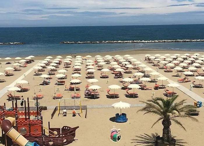 Monica S House A 150mt Dal Mare Free Parking Апартаменты